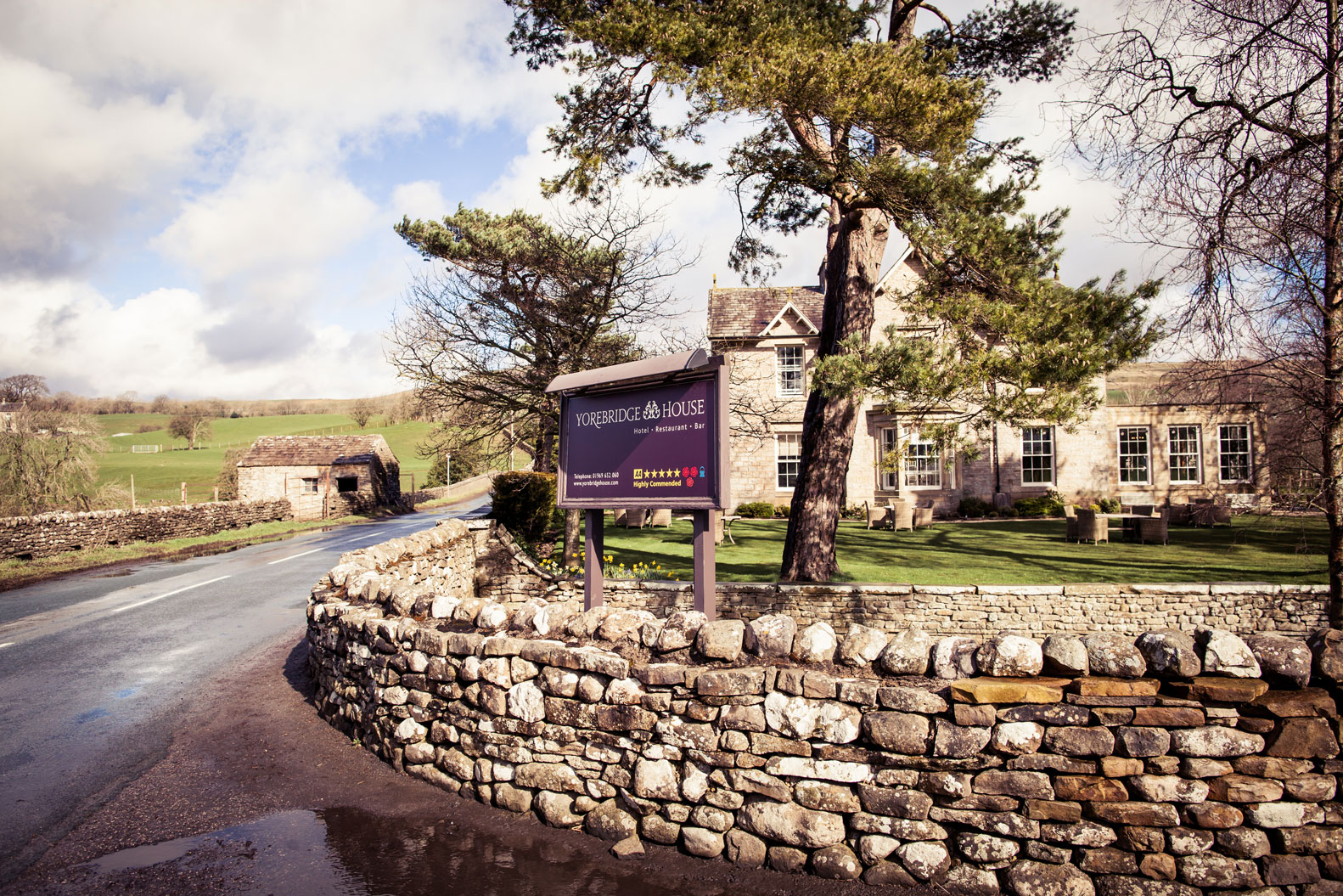 Yorebridge House Hotel